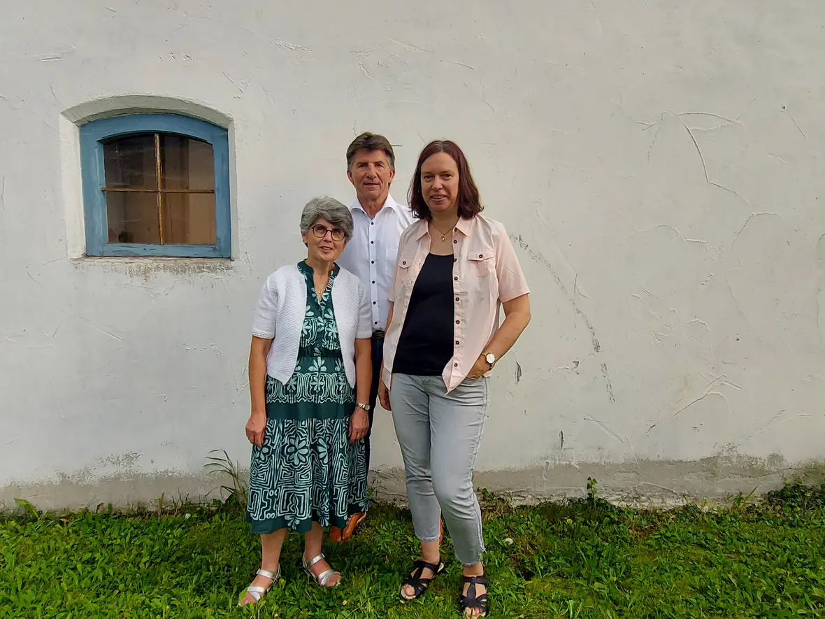 Pfarrgemeinderat St. Johannes Baptist Baisweil - von links: Petra Sellner, Hermann Albrecht, Beatrix Buchmaier, Maximilian Herrmann (auf dem folgenden Bild)